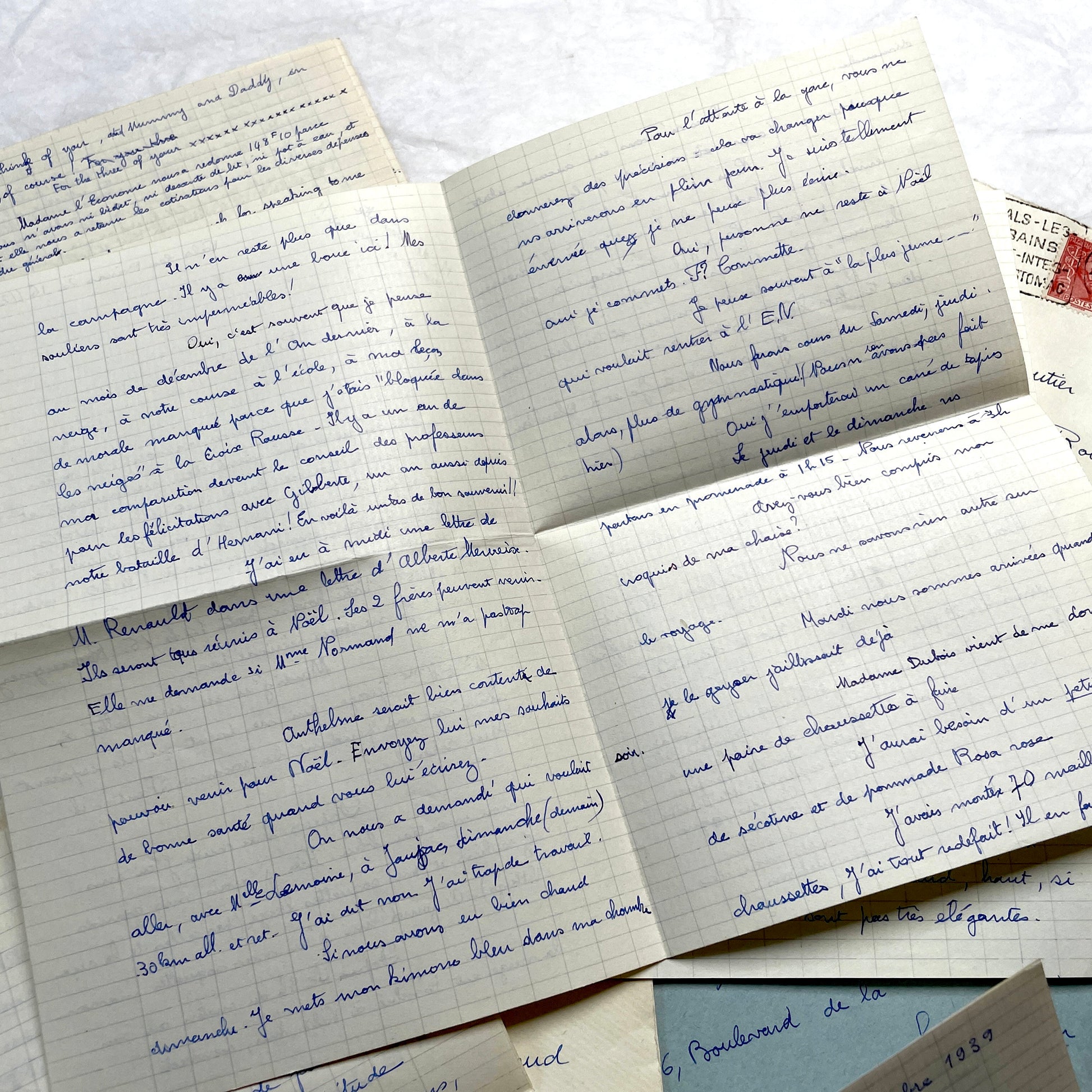 Set of 5 1930s handwritten French letters and envelopes with postage stamps from Vals-les-Bains, France.