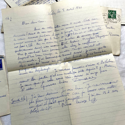 Set of 5 1930s handwritten French letters and envelopes with postage stamps from Vals-les-Bains, France.