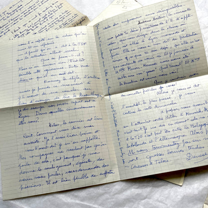 Set of 5 1930s handwritten French letters and envelopes with postage stamps from Vals-les-Bains, France.