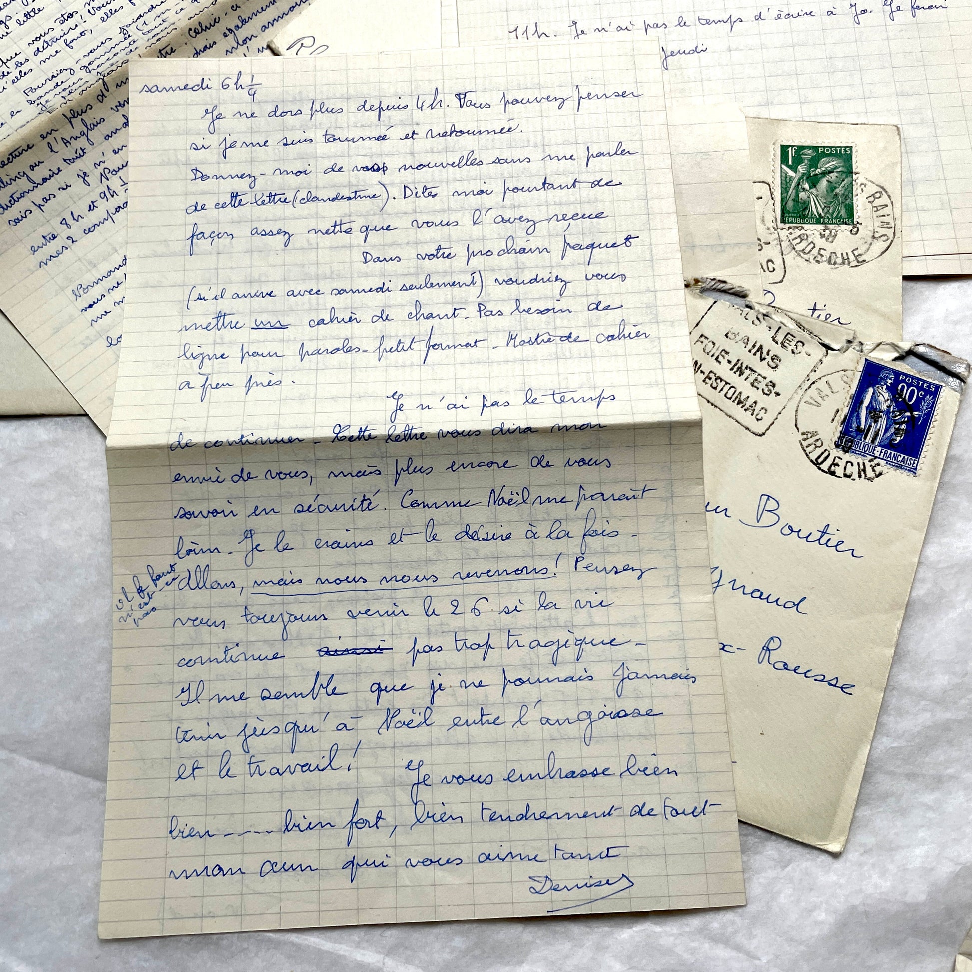 Set of 5 1930s handwritten French letters and envelopes with postage stamps from Vals-les-Bains, France.