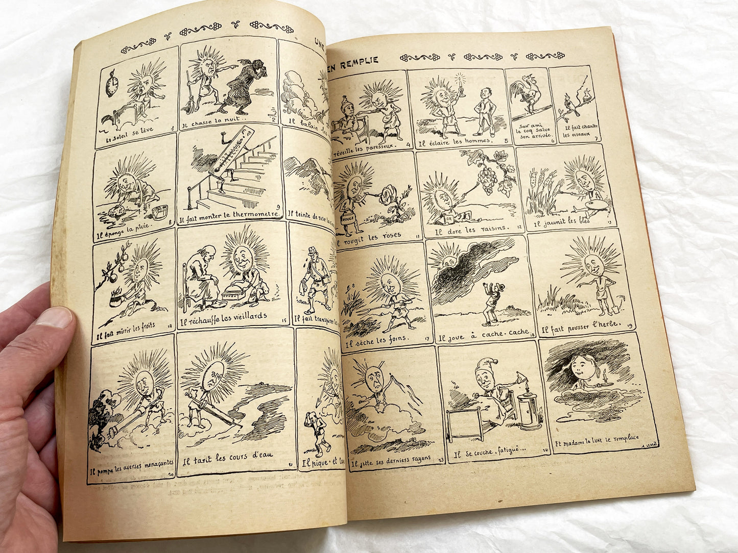 1900s - Vintage 1907 French Almanach Du Pelerin - Illustrated Catholic Historical Events Magazine - Palais De La Paix - Zouaves