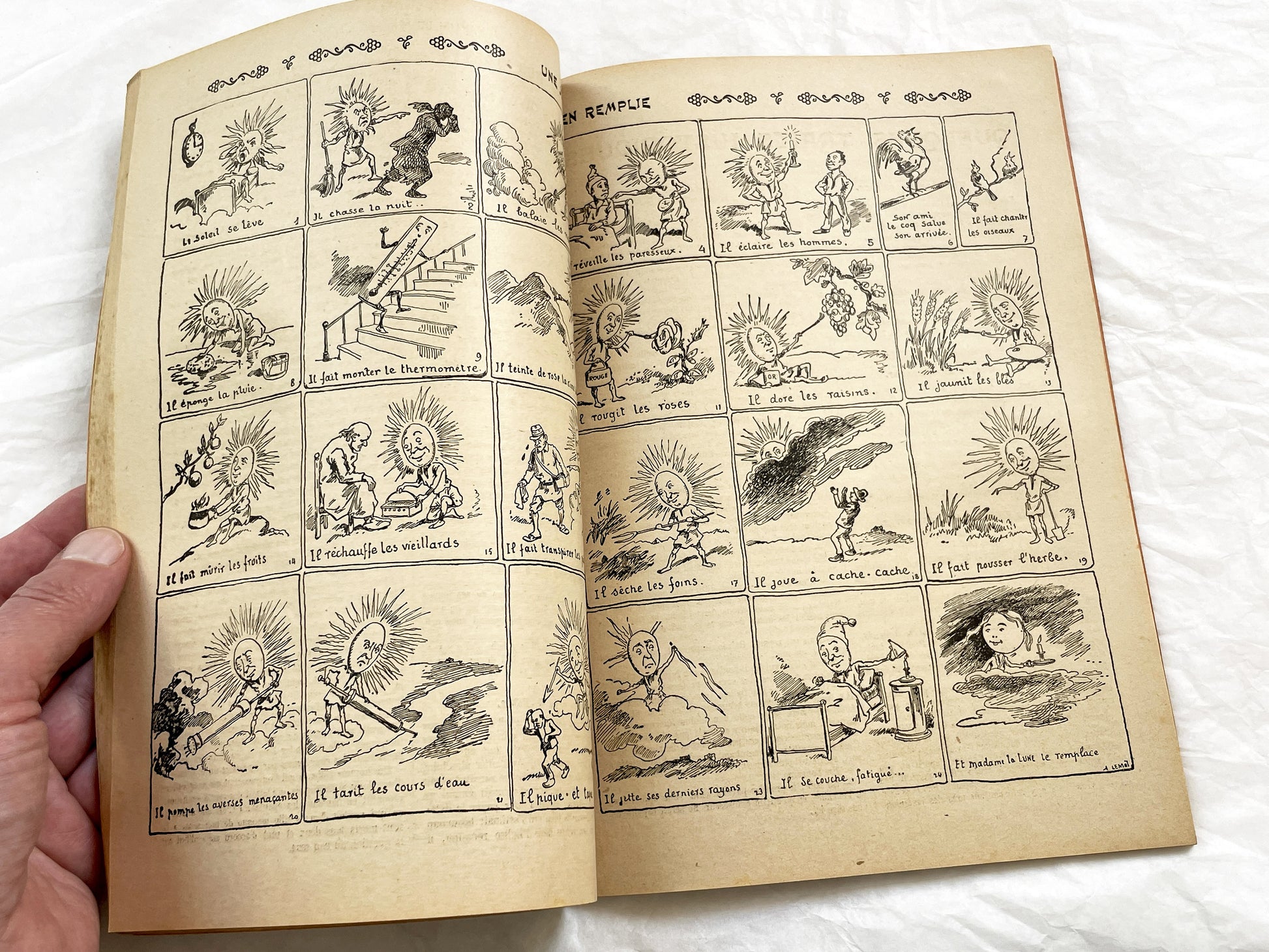 1900s - Vintage 1907 French Almanach Du Pelerin - Illustrated Catholic Historical Events Magazine - Palais De La Paix - Zouaves
