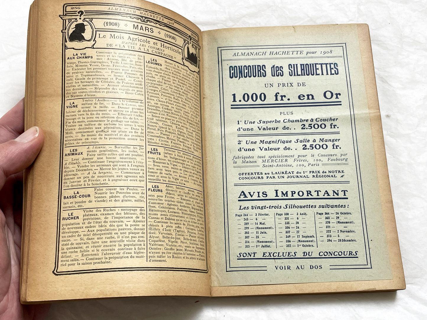 1900s – 530 Pages Almanach Hachette – Vintage Hachette Almanach – Early 1900s French Illustrated Yearbook