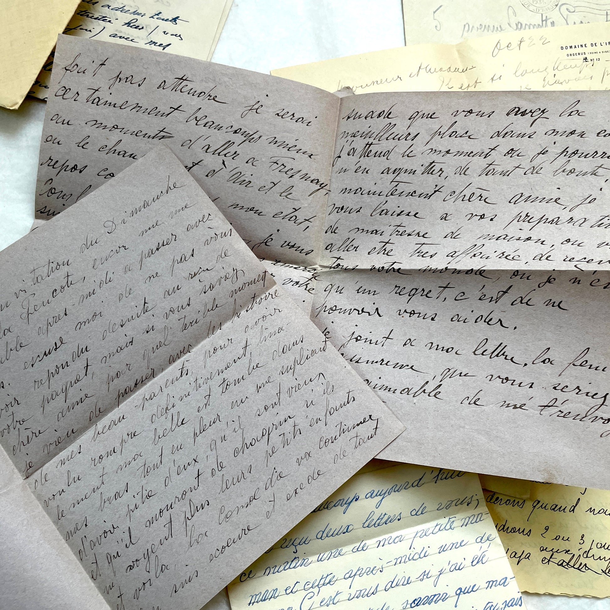 1930s French letters set - 5 antique handwritten correspondence pieces with envelopes, stamps, and postmarks.