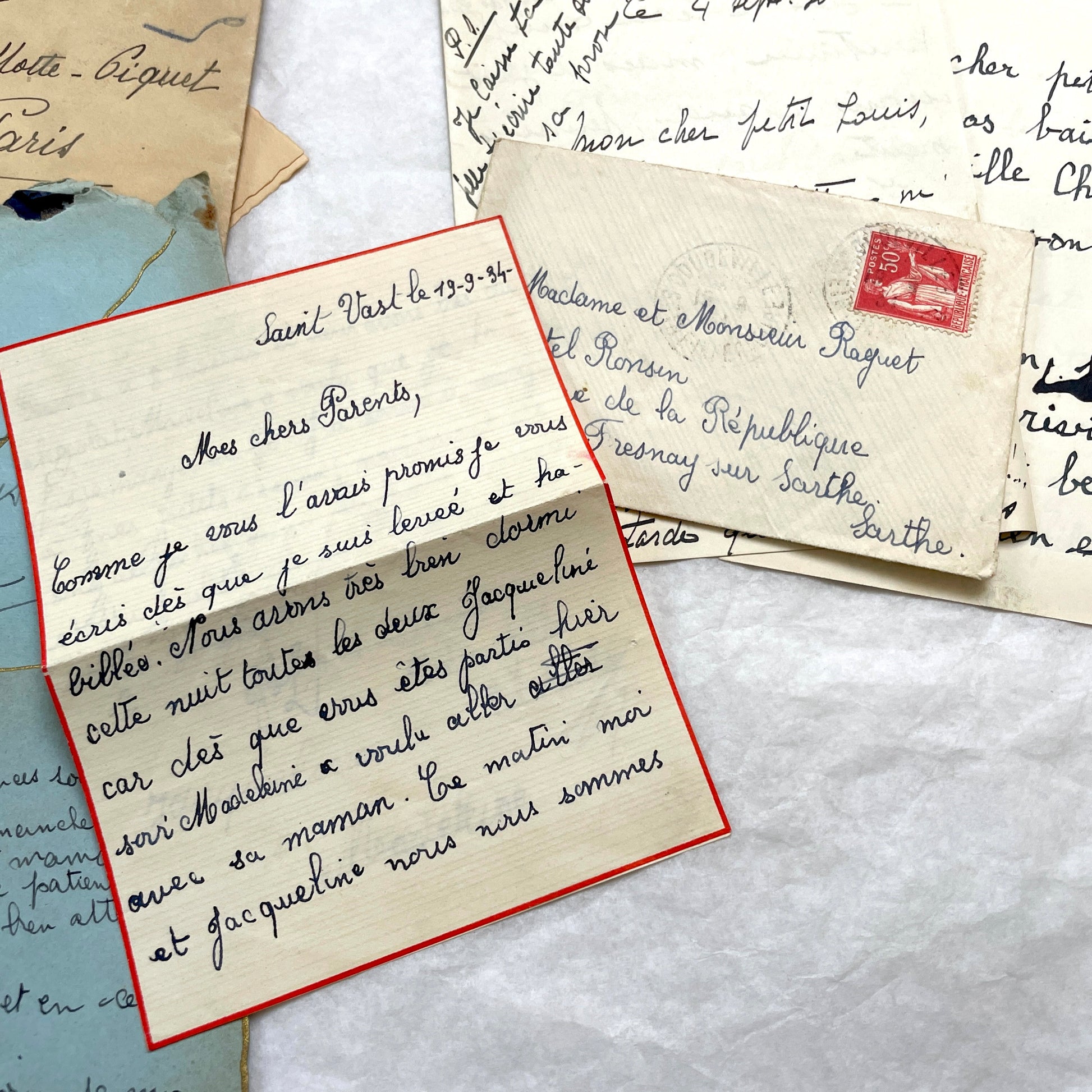 1930s French handwritten letter set with original envelopes and vintage stamps. Historical ephemera collection.
