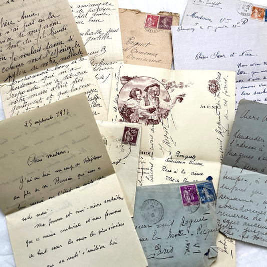 Set of 5 vintage 1930s French letters and envelopes with handwritten text, historic stamps, and clear postmarks.