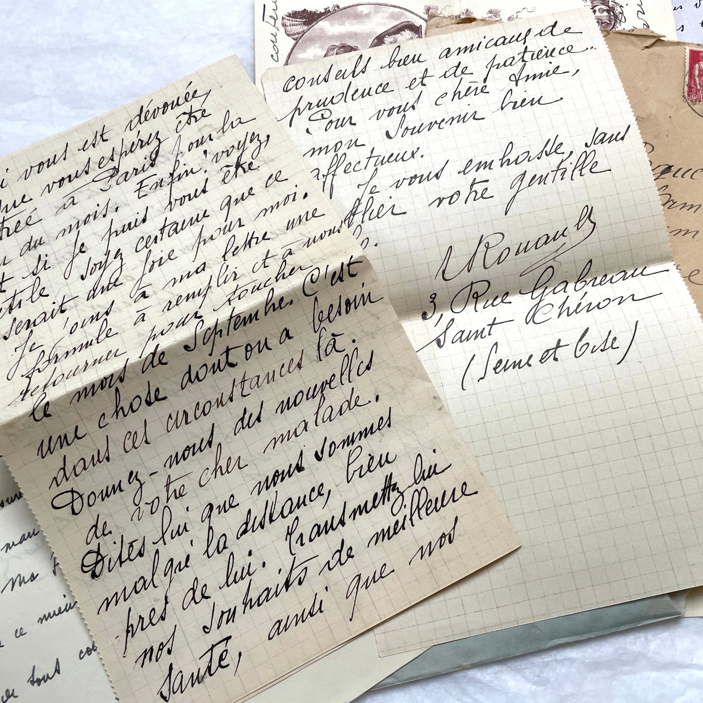 Set of 5 vintage 1930s French letters and envelopes with handwritten text, historic stamps, and clear postmarks.