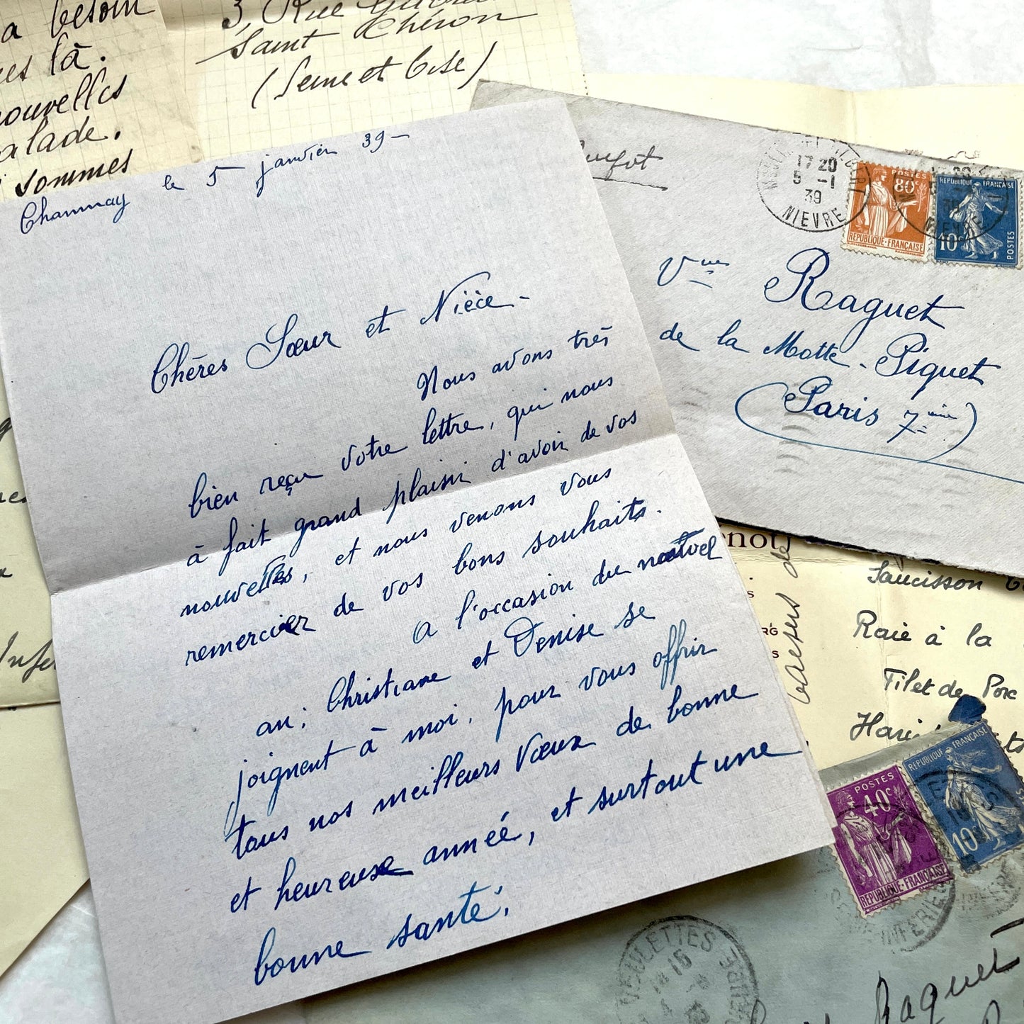 Set of 5 vintage 1930s French letters and envelopes with handwritten text, historic stamps, and clear postmarks.