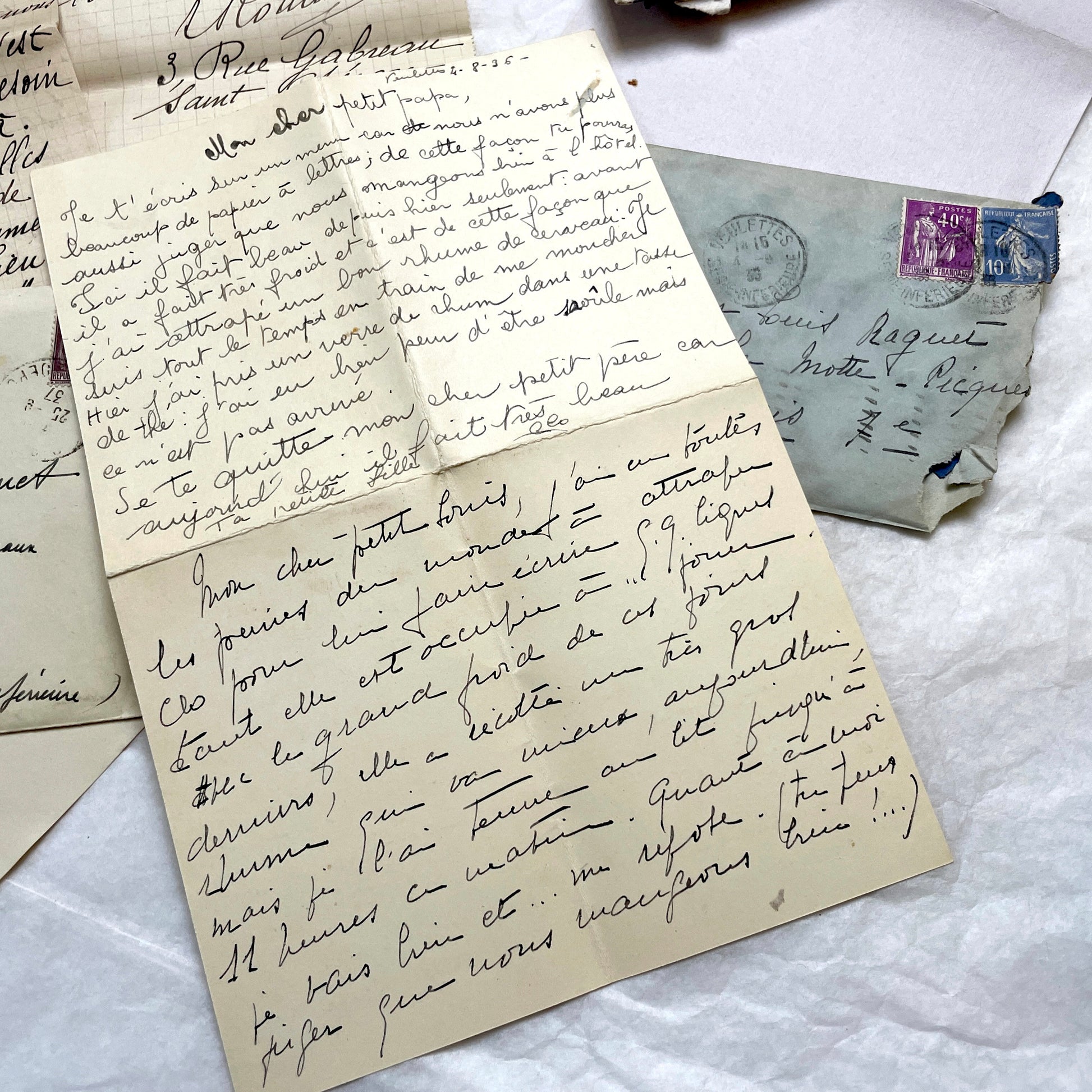 Set of 5 vintage 1930s French letters and envelopes with handwritten text, historic stamps, and clear postmarks.