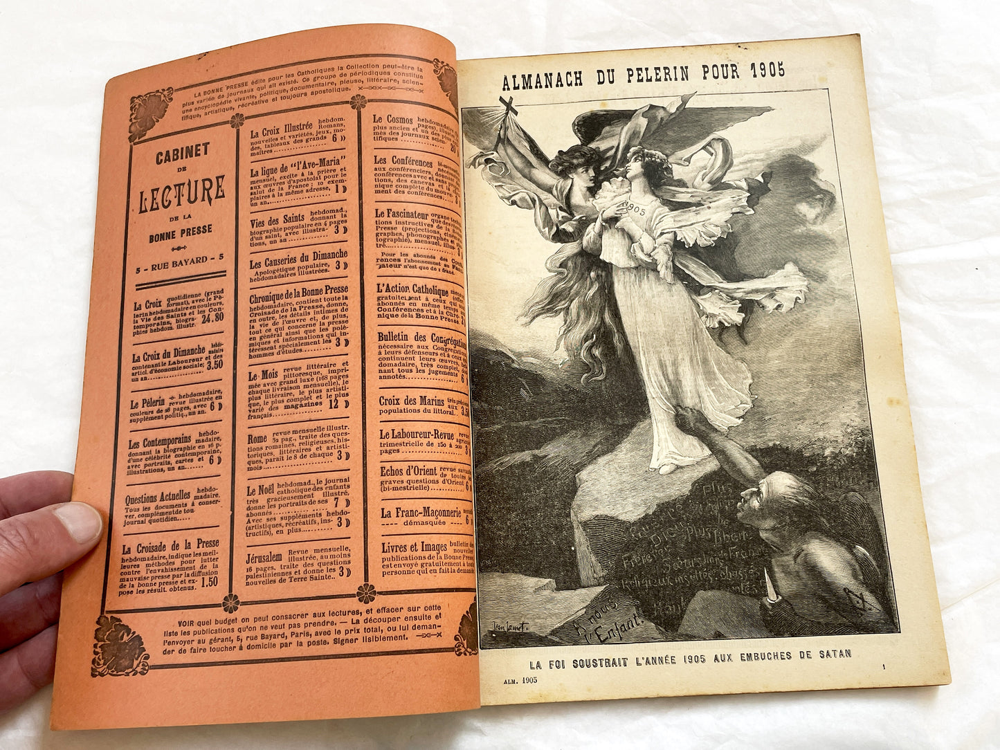 1900s - Antique French Religious Almanac Le Pelerin 1905 - Illustrated Catholic Publication - Vintage European Collectible Book from Paris.
