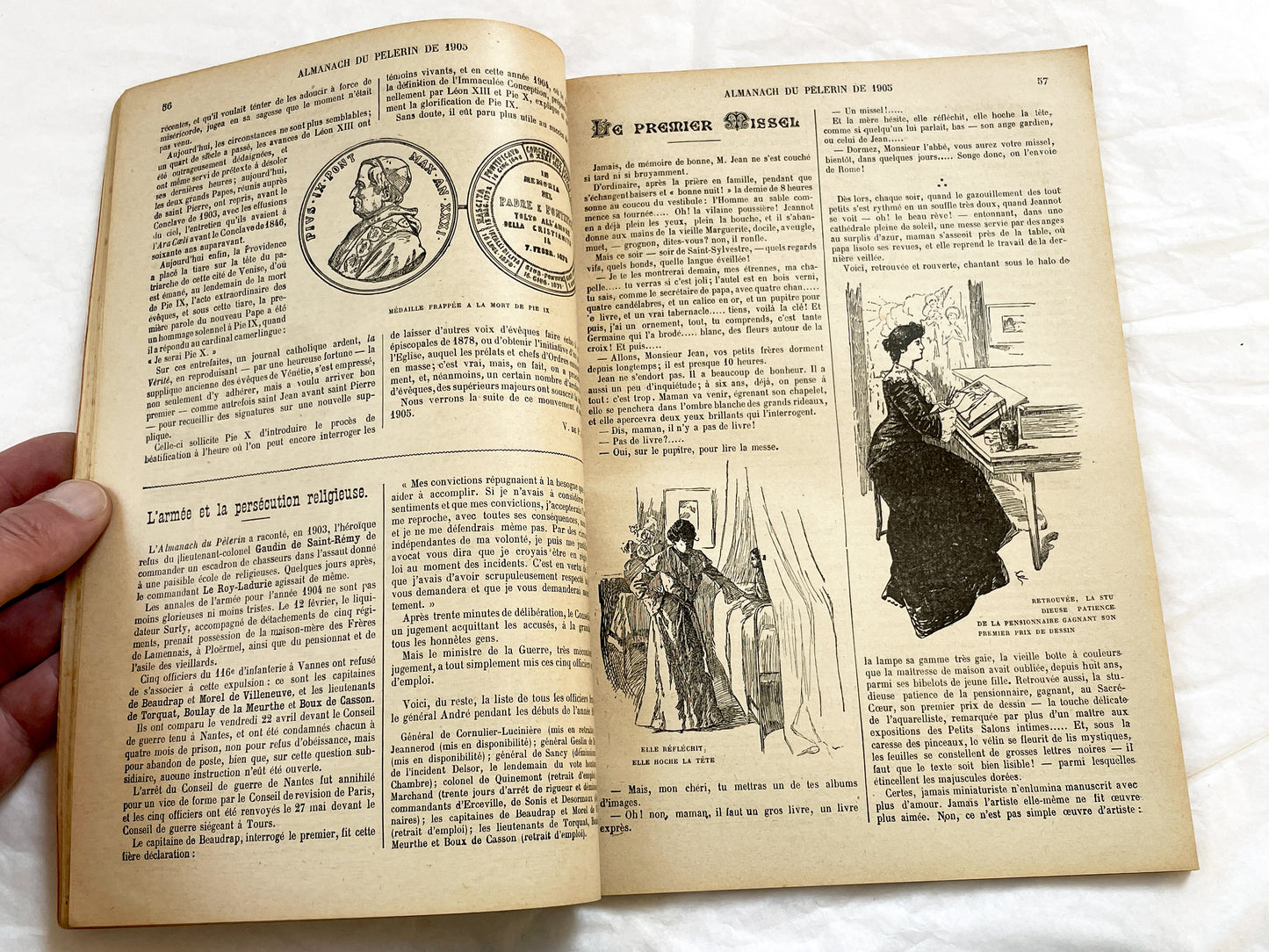 1900s - Antique French Religious Almanac Le Pelerin 1905 - Illustrated Catholic Publication - Vintage European Collectible Book from Paris.