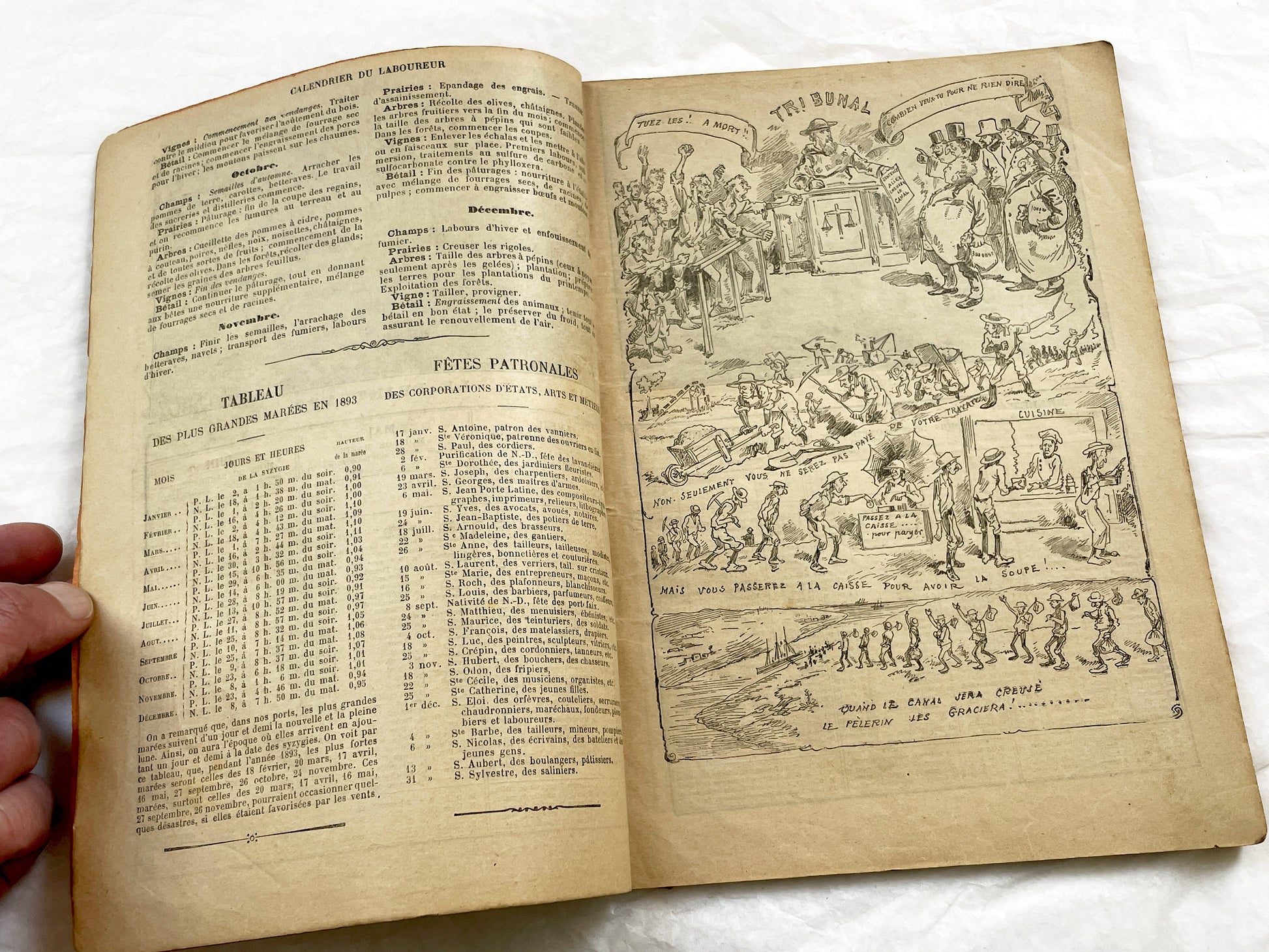 Late 19th - 1893 French Almanach du Pelerin - Antique Illustrated Catholic Almanac Book - Religious Calendar - Historical Publication