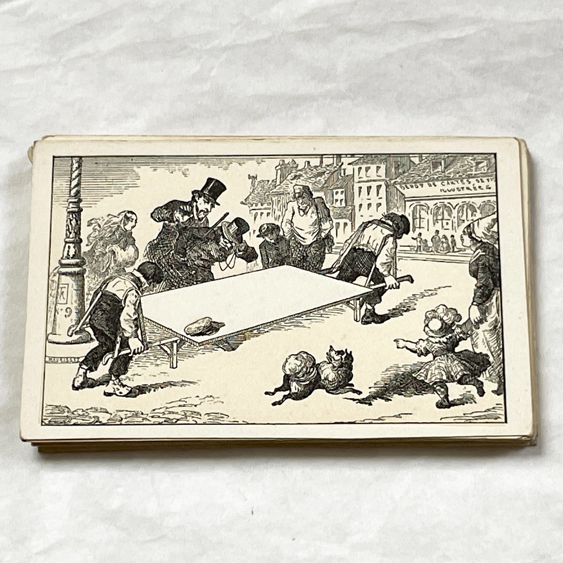 Late 19th - Antique French Motto Card - Customizable Trade Card Design - Lively Street Scene With Figures And Dogs