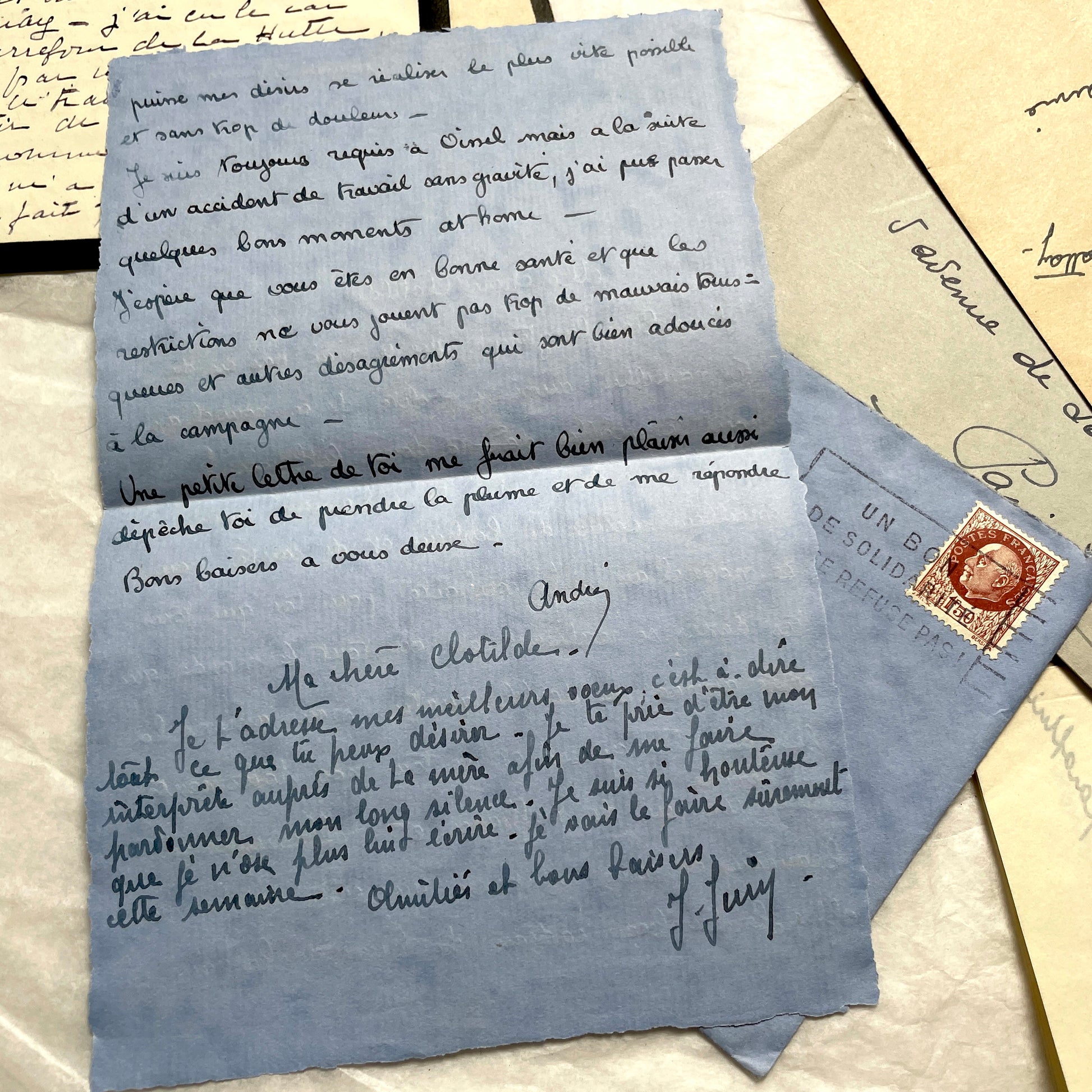1940s French wartime letters lot with handwritten script, original stamps, and a 'Prisonnier de Guerre' document.
