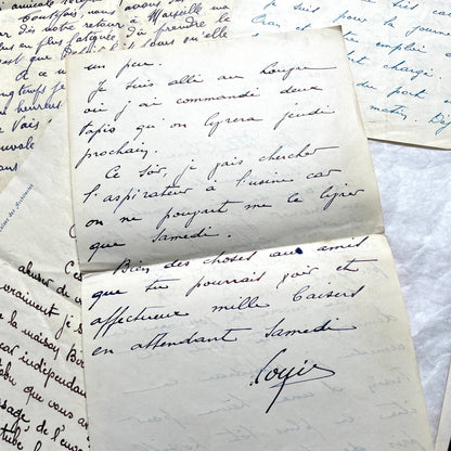 Set of 10 French handwritten letters from the 1940s, featuring elegant script and various historical contexts.