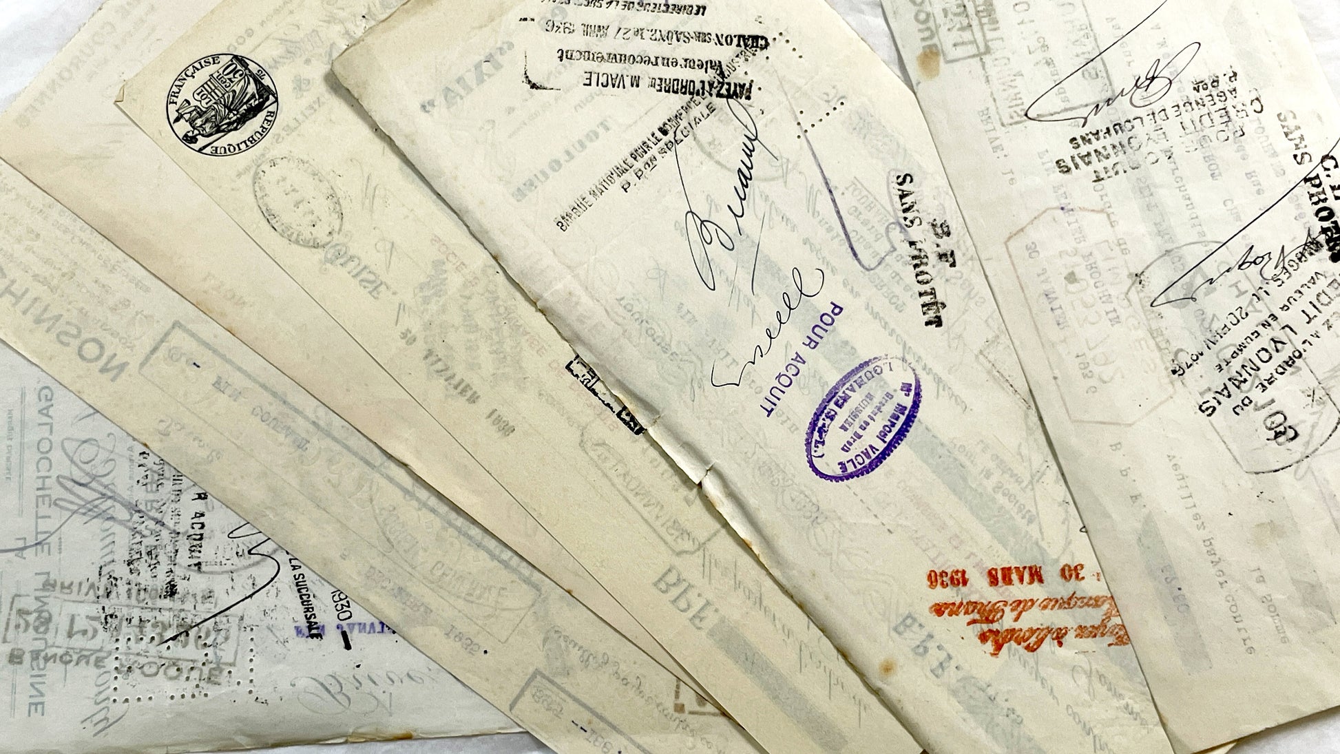 1930s - Lot of 6 Vintage French Bills of Exchange – Handwritten Commercial Documents with Stamps