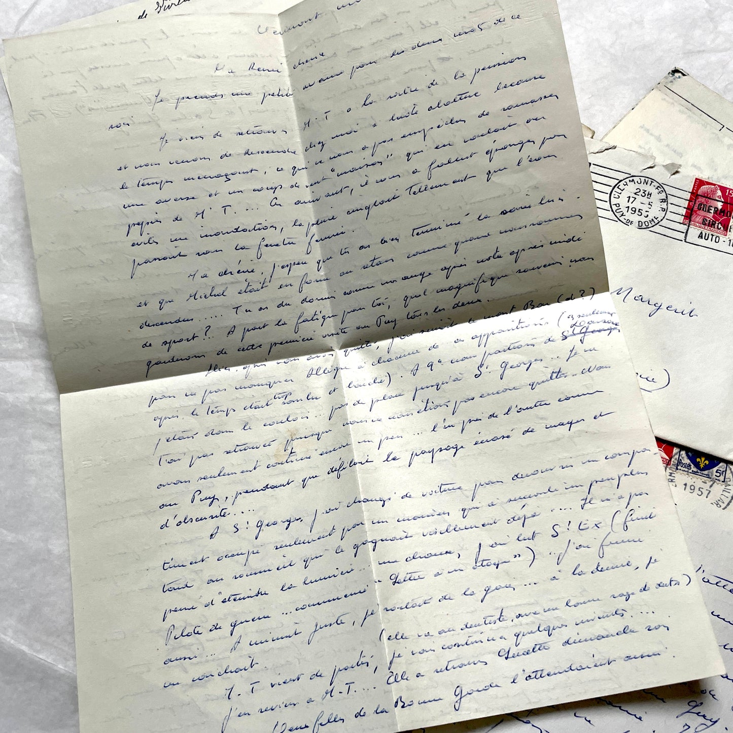 Set of 5 1950s French handwritten letters with envelopes, visible postage stamps and cursive text in French.