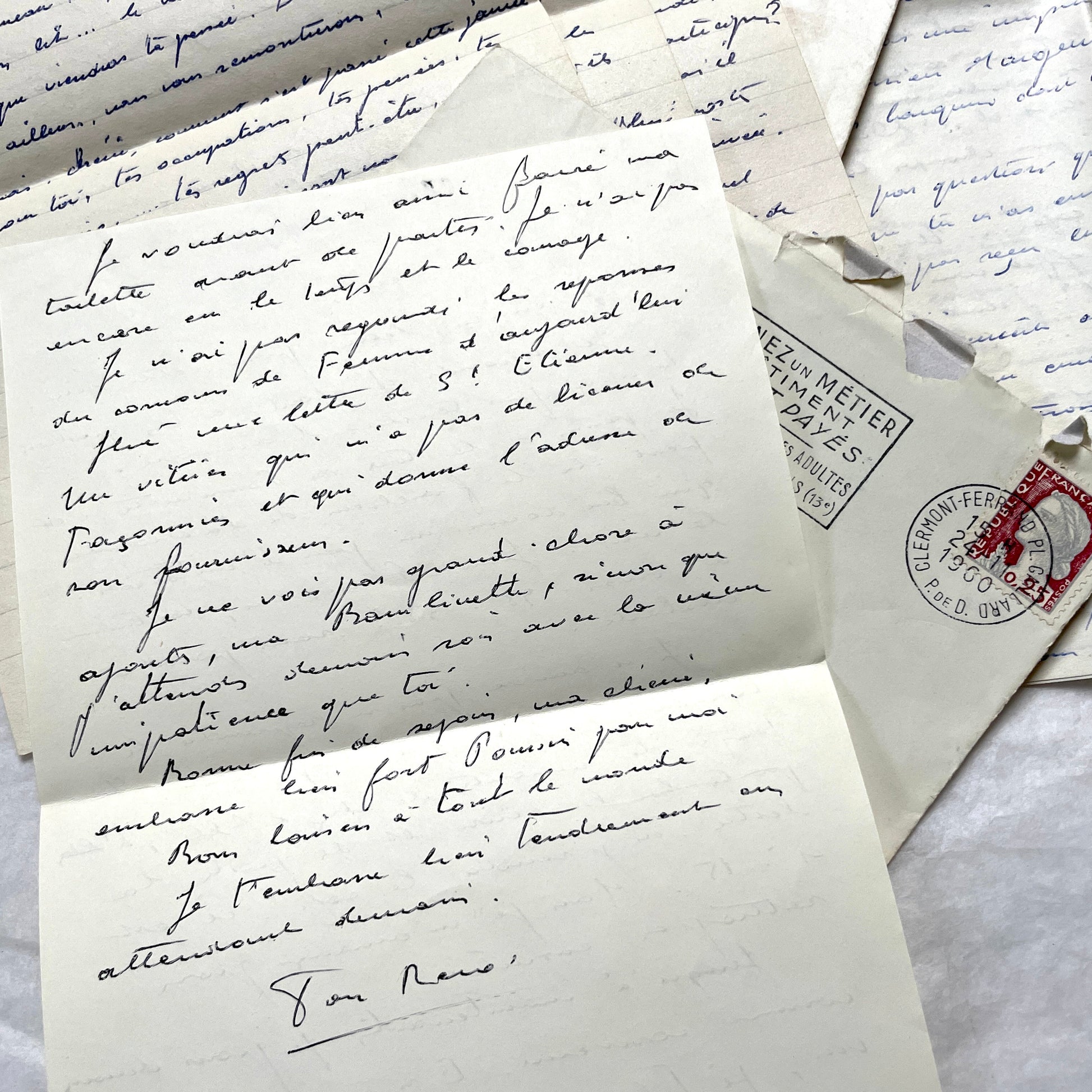 Set of 5 1950s French letters and envelopes with handwritten text and vintage stamps, historical correspondence ephemera.