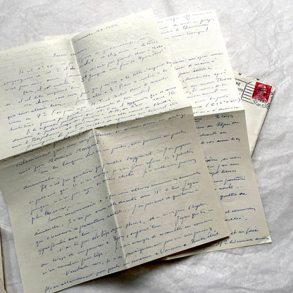 Set of 5 1950s French letters and envelopes with handwritten text and vintage stamps, historical correspondence ephemera.