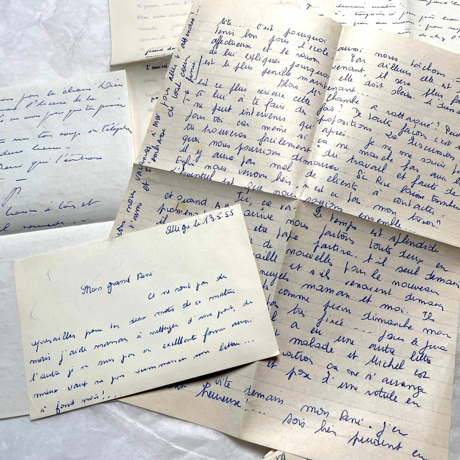 Set of 10 handwritten French letters from the 1950s, featuring various vintage paper and cursive script.