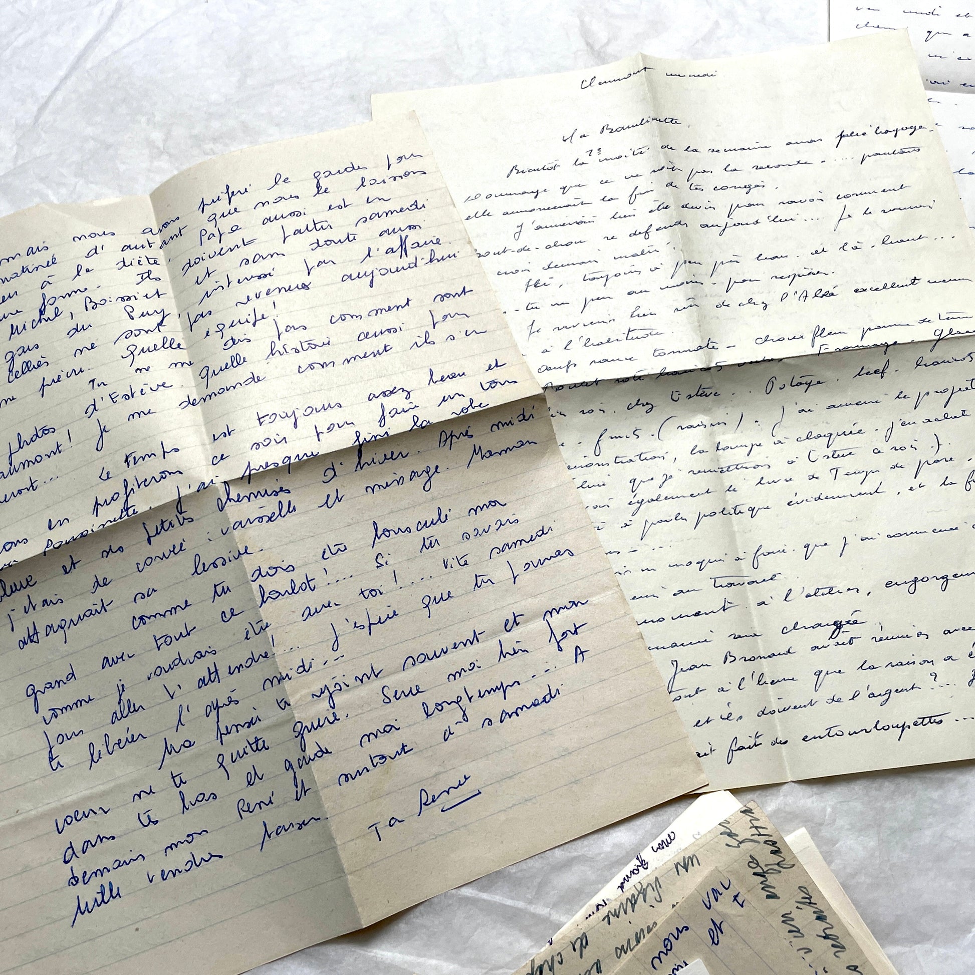Set of 10 handwritten French letters from the 1950s, featuring various vintage paper and cursive script.