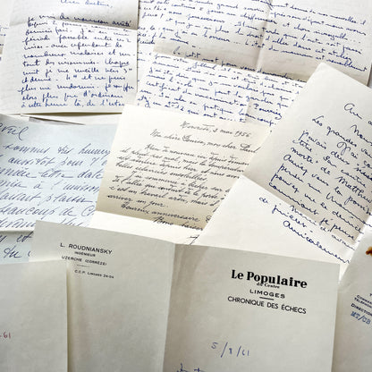 1960s - 10 letters sent to a French doctor during 1960s - Letters with envelopes - The letters he received came from his family, other doctors or chess enthusiasts