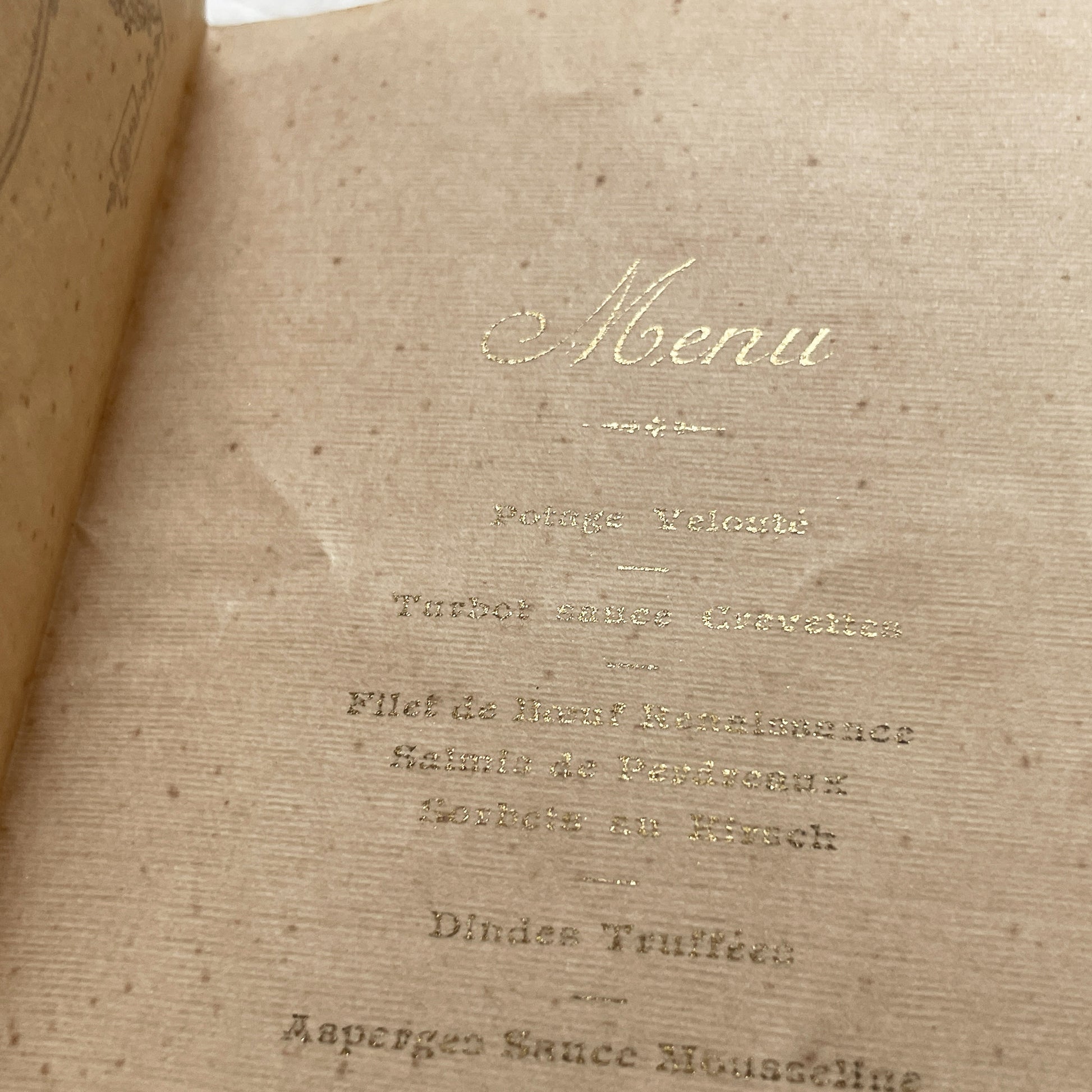 1900s - Exquisite French Menu Card - Elegant 1909 Dinner - Vintage Culinary Experience - Historical Fine Dining Memorabilia
