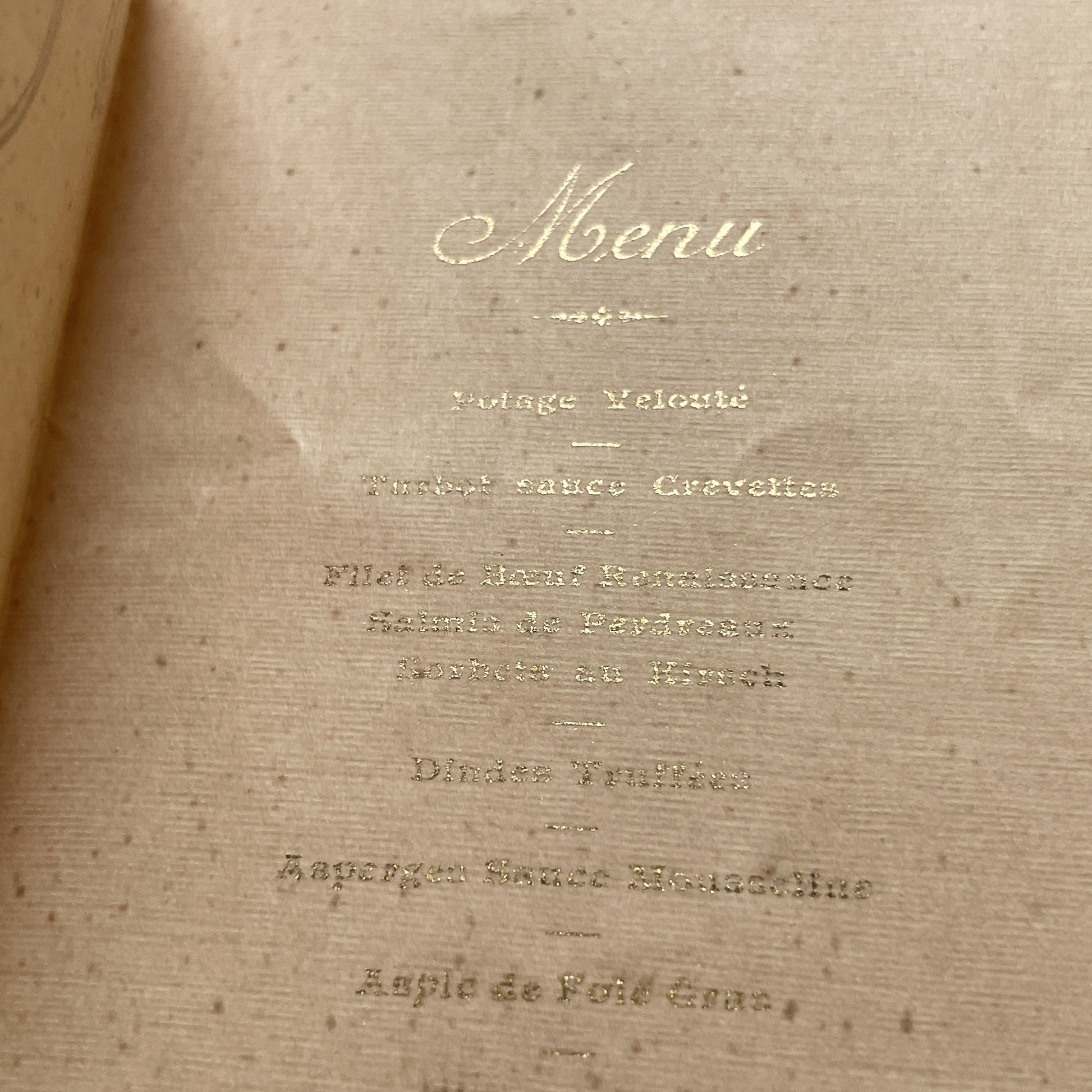 1900s - Exquisite French Menu Card - Elegant 1909 Dinner - Vintage Culinary Experience - Historical Fine Dining Memorabilia