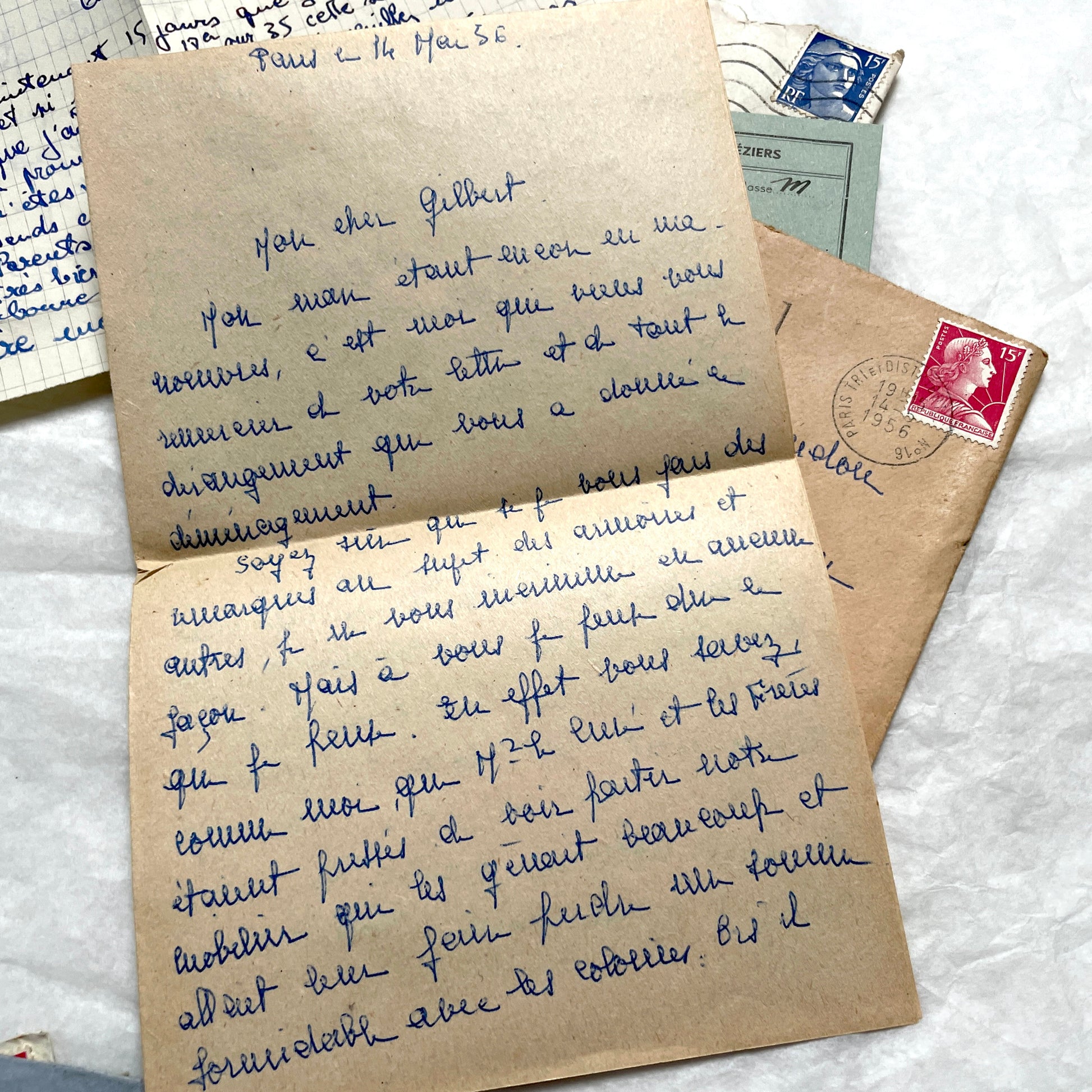 Set of 5 1950s French handwritten letters and envelopes with period stamps, showing family correspondence.