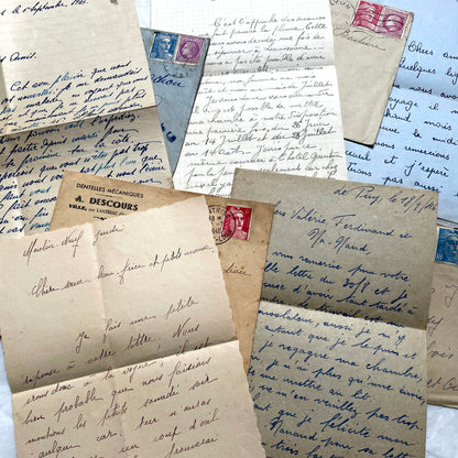 Five handwritten French letters from the 1940s with original envelopes and postage stamps, featuring vintage paper.