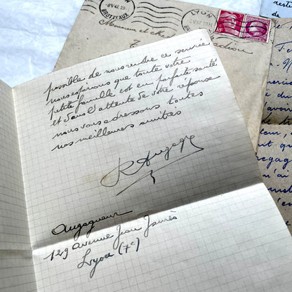 Five handwritten French letters from the 1940s with original envelopes and postage stamps, featuring vintage paper.