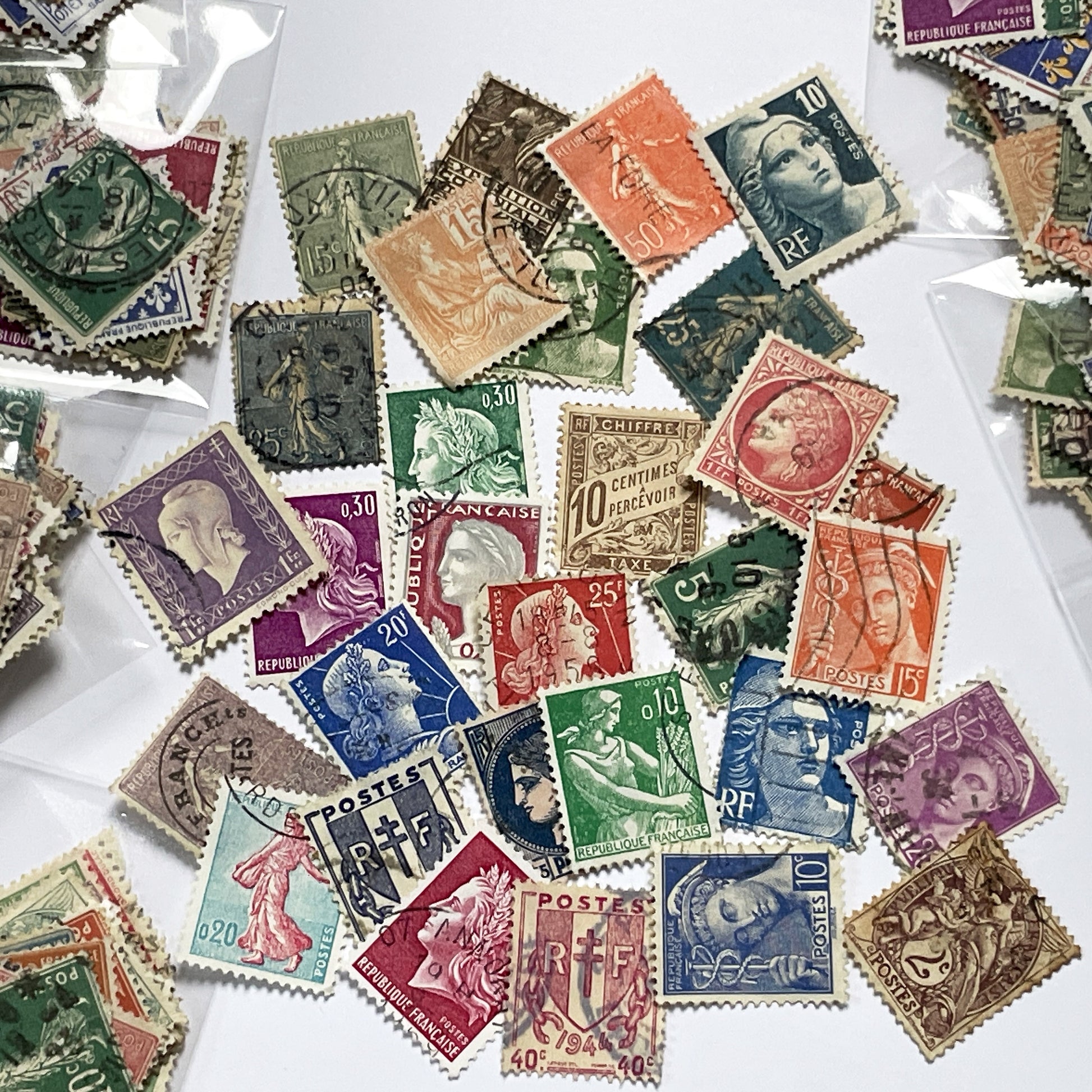 Lot of 30 Vintage French Postage Stamps – 1900s–1960s – Marianne, Sower, Coat of Arms, and Classical Designs