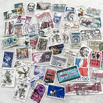 1980s - 50 French Postage Stamps - Diverse Themes Including History, Art, Nature, and Commemorations - Philatelic Lot