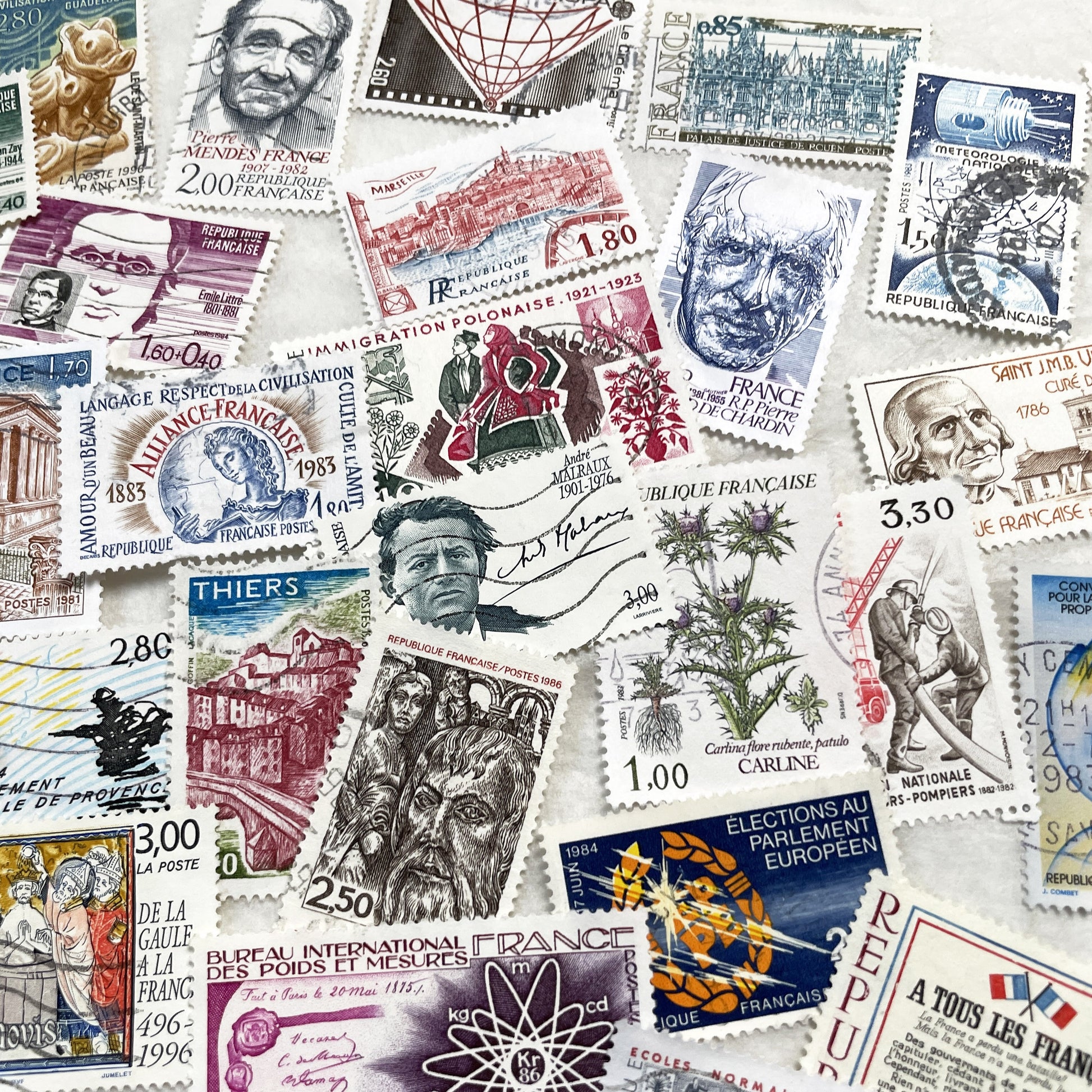1980s - 50 French Postage Stamps - Diverse Themes Including History, Art, Nature, and Commemorations - Philatelic Lot