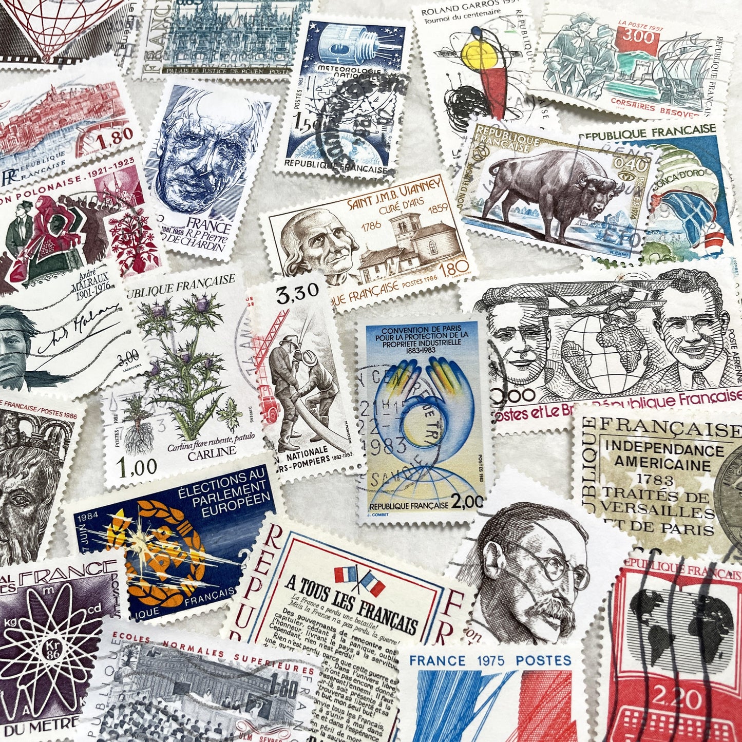 1980s - 50 French Postage Stamps - Diverse Themes Including History, Art, Nature, and Commemorations - Philatelic Lot