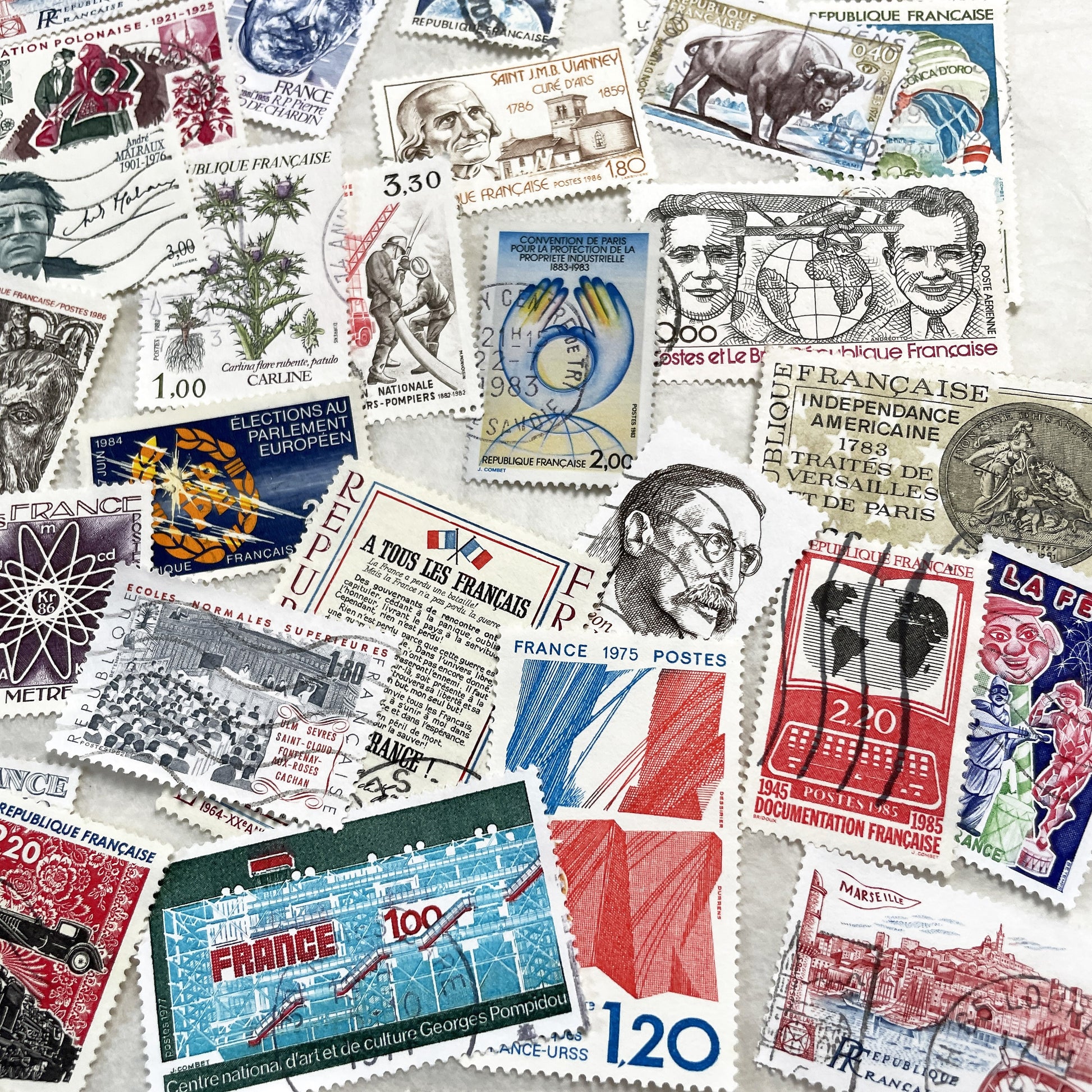 1980s - 50 French Postage Stamps - Diverse Themes Including History, Art, Nature, and Commemorations - Philatelic Lot