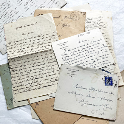 1930s - 10 French Letters with their Envelopes - Bundle of Antique French Letters and Envelopes – Handwritten 1930s Ephemera – Cursive Script, Ink, Mixed Paper Styles