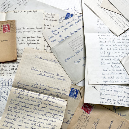 1950s - 10 French Letters with their Envelopes - Bundle of Antique French Letters and Envelopes – Handwritten 1930s Ephemera – Cursive Script, Ink, Mixed Paper Styles