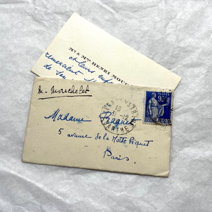 Lot of 10 French 1930s miniature envelopes with handwritten notes, business cards, and vintage stamps.