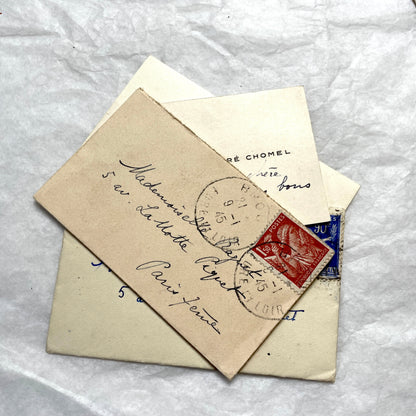 Lot of 10 French 1930s miniature envelopes with handwritten notes, business cards, and vintage stamps.
