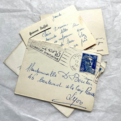 Lot of 10 1950s French ephemera small envelopes with handwritten notes, stamps, and postmarks.