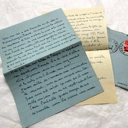 Set of 5 French letters from the 1940s, featuring handwritten script, vintage stamps, and Tunisian postmarks.