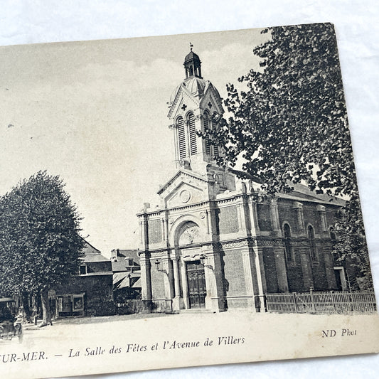 1900s - Deauville-Sur-Mer Postcard - Vintage French Seaside Resort Scene - La Salle des Fêtes - Avenue de Villers - Historic Photo