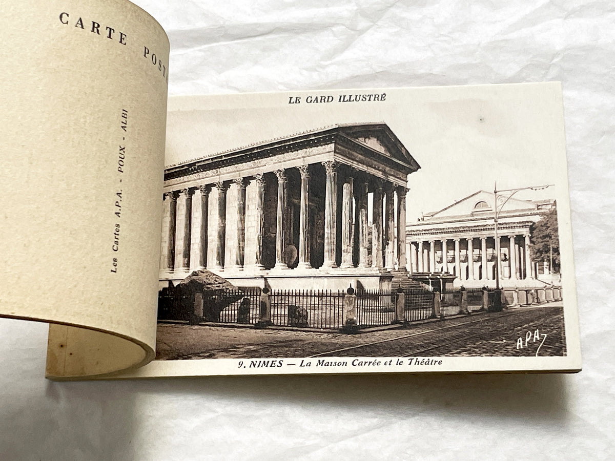 1920s - Vintage Nîmes Postcard Booklet - French Souvenir Album of Gard Landmarks - 12 Detachable Historical Photo Cards