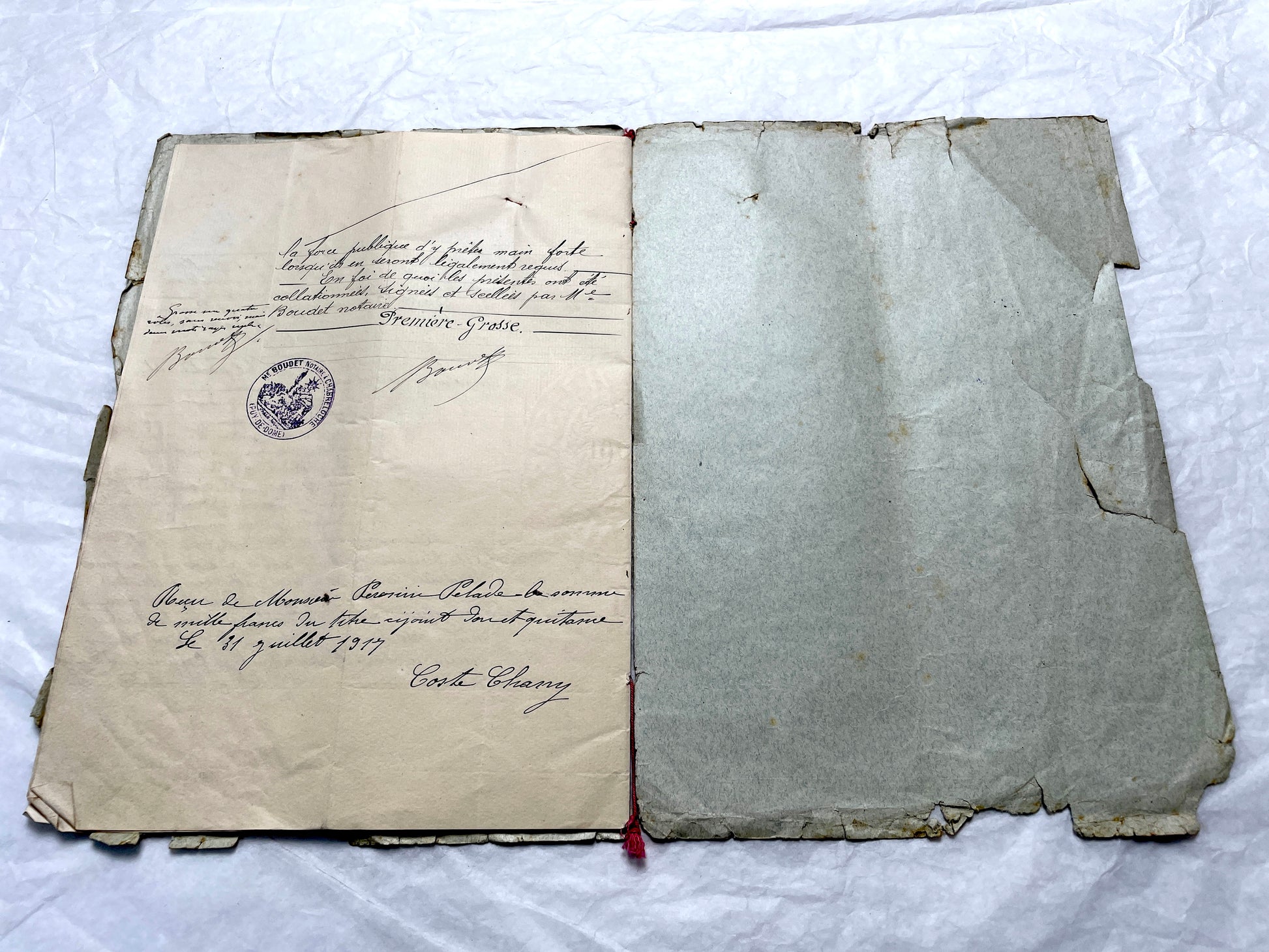 1900s French Notarial Act - Historical handwritten legal document with 'République Française' seal.