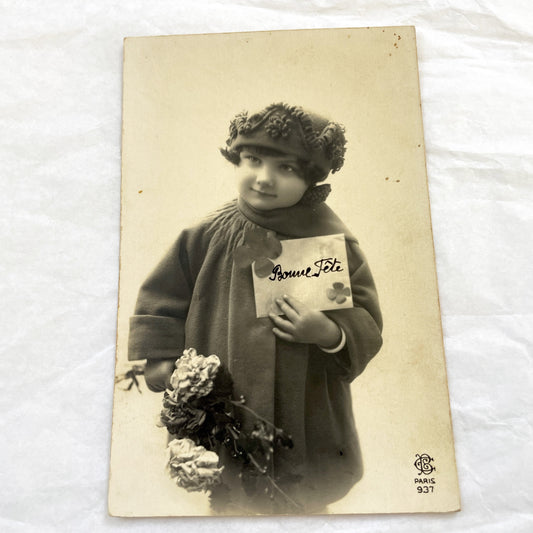 1910s - Vintage French Postcard - Young Girl Portrait - Bonne Fête Greeting Card - Sepia Tone Child Photo - Ephemera Collectible