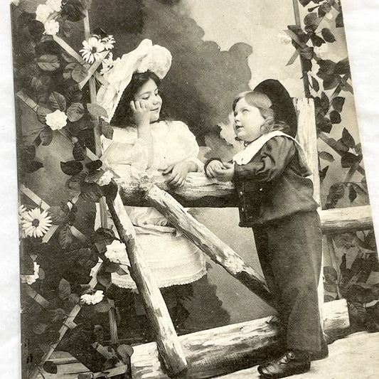 1900s - Antique Children Postcard - Sentimental Kids Scene - Black & White Photo - Edwardian Era - Nostalgic French Caption