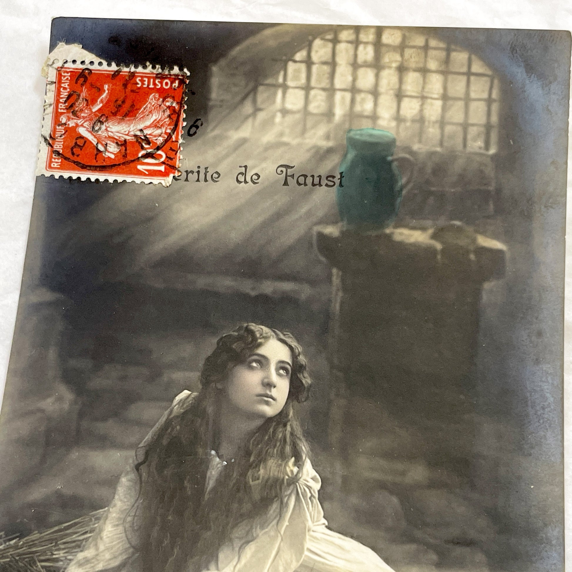 1900s - Antique French Postcard Marguerite de Faust - Vintage Gretchen in Prison Cell Scene - Opera Character Depiction Art - Collectible