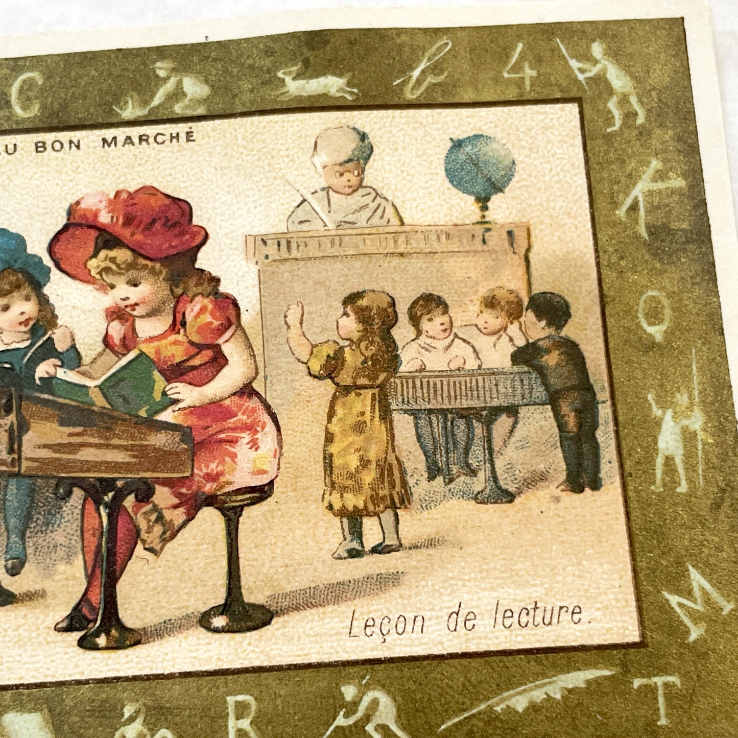 Late 19th - Vintage French Au Bon Marché Chromo Card - Antique Classroom Reading Lesson - Parisian Department Store Advertising Ephemera