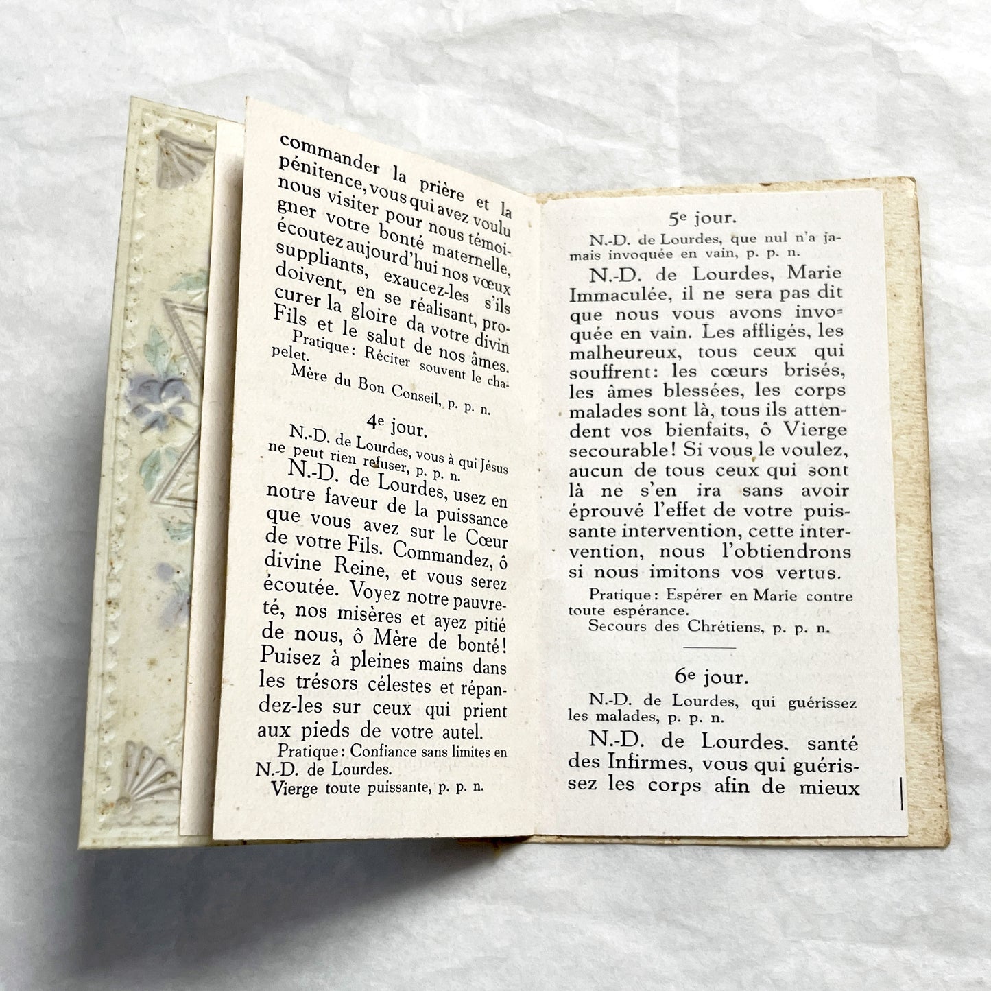 1900s - Antique Devotional Booklet Lourdes Madonna - Souvenir Prayer Book - French Catholic Pilgrim Memorabilia - Religious Art Prayer
